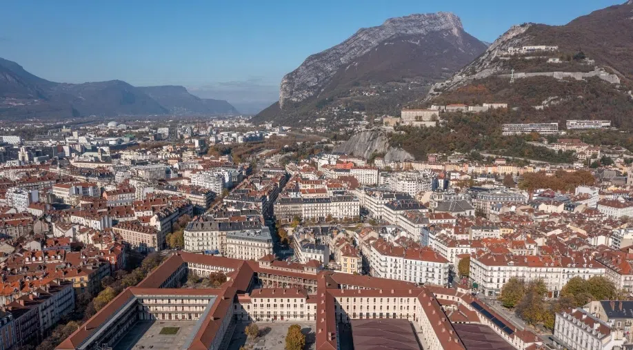 Référence STREIFF - vue aérienne lycée Champollion Grenoble