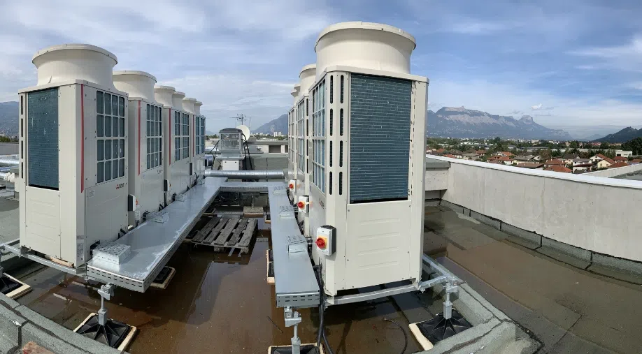 Référence STREIFF - installations extérieures toit Girandière à Echirolles